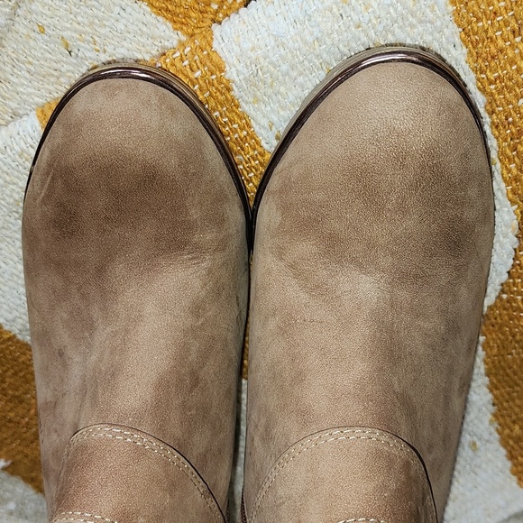 Söfft Tan Leather Booties 9.5 - Picture 7 of 7